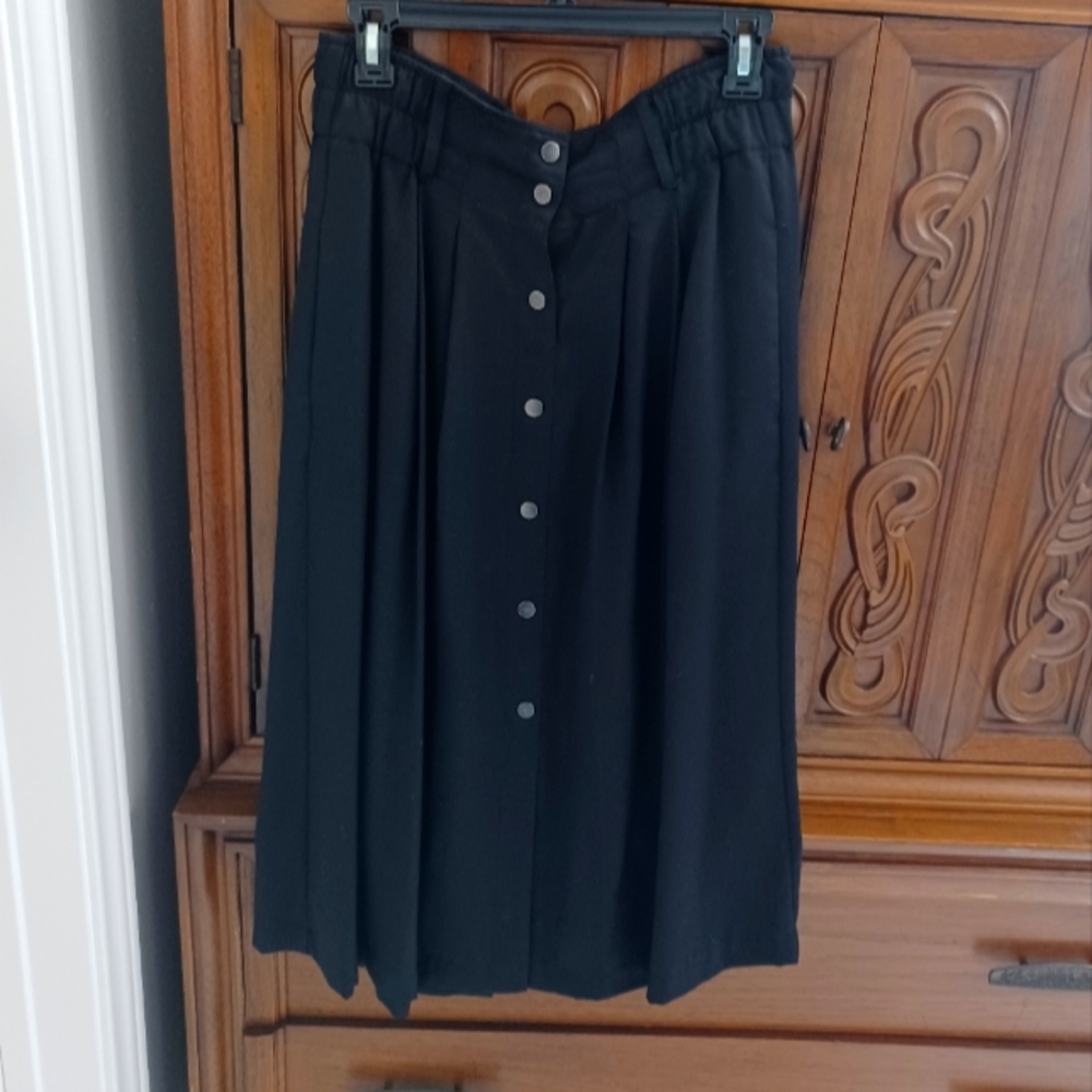 Ann Taylor Black Midi A-line Skirt